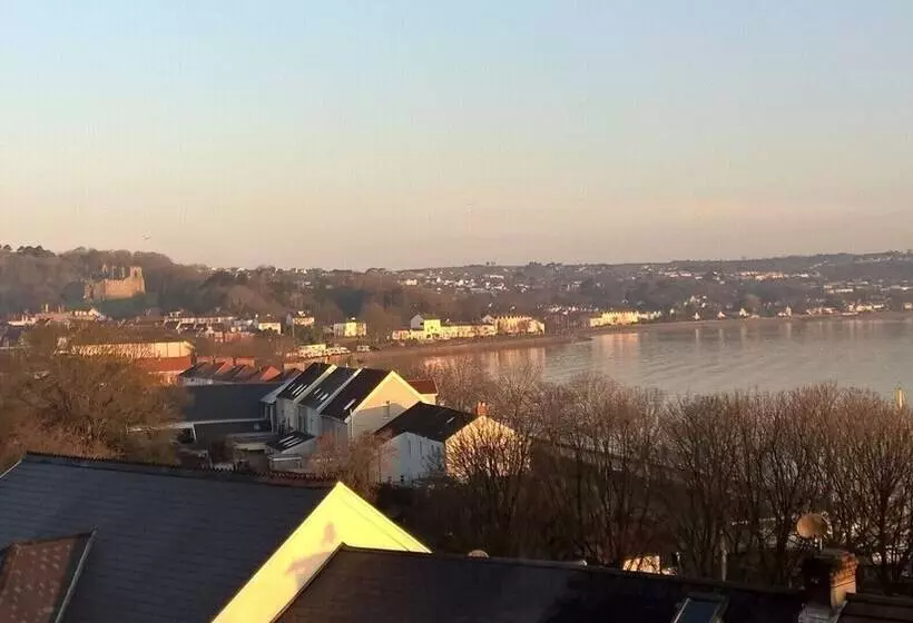 Aamiaismajoitus (B&B) Patricks Boathouse