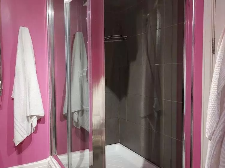 Aamiaismajoitus (B&B) Patricks Boathouse