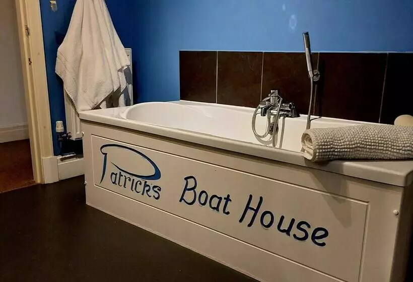 Aamiaismajoitus (B&B) Patricks Boathouse