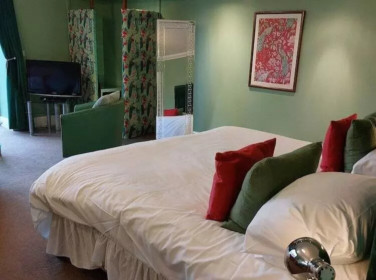 Aamiaismajoitus (B&B) Patricks Boathouse