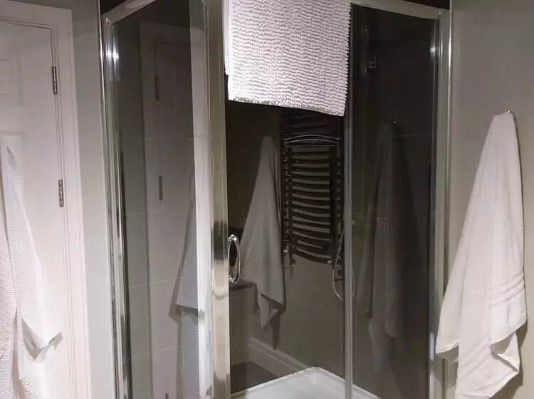 Aamiaismajoitus (B&B) Patricks Boathouse