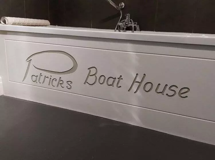 Aamiaismajoitus (B&B) Patricks Boathouse