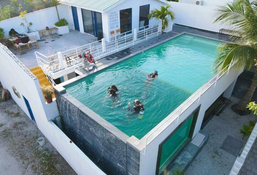 پانسیون Extreme Dive Center & Hotel Rooms