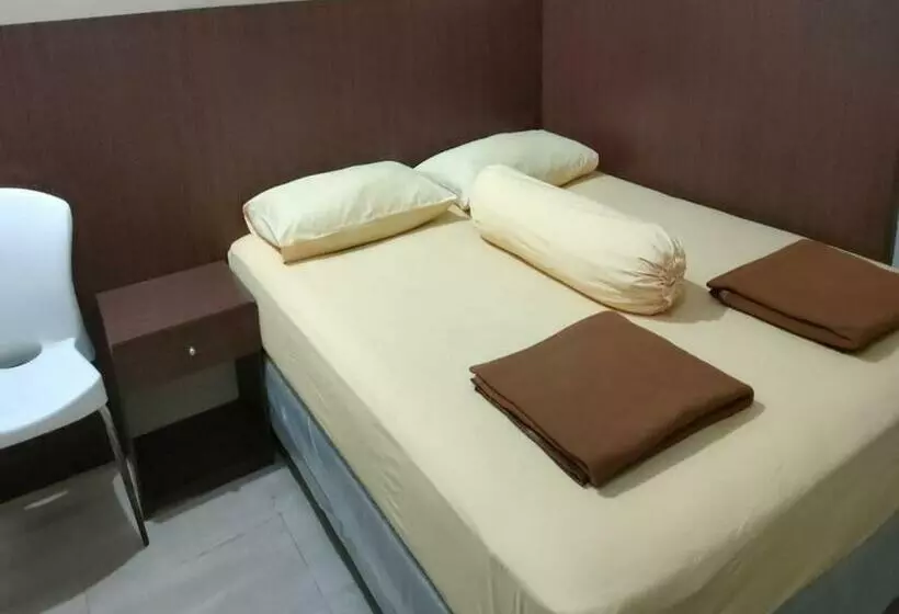 ペンション Penginapan Anak Raja  Palangkaraya