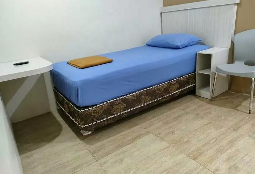 ペンション Penginapan Anak Raja  Palangkaraya