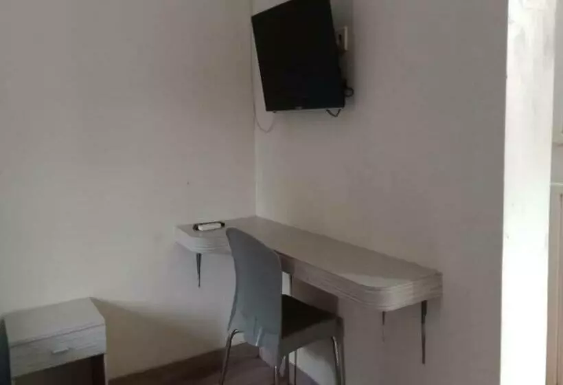 ペンション Penginapan Anak Raja  Palangkaraya