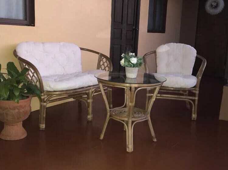 هتل Casa De Las Escaleras