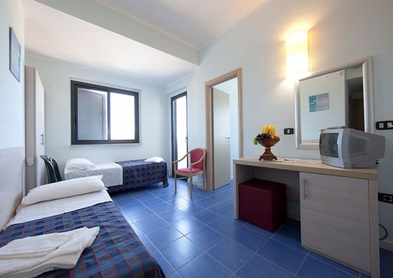 Отель Club Esse Costa dello Ionio