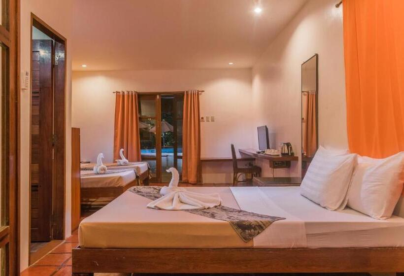 Hotel Acacia Tree Garden