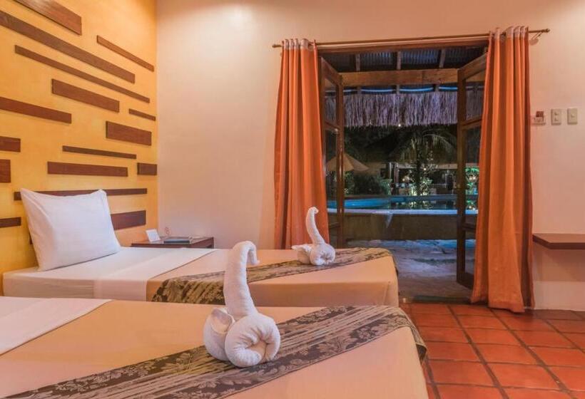 Hotel Acacia Tree Garden