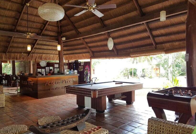 Hotel Acacia Tree Garden