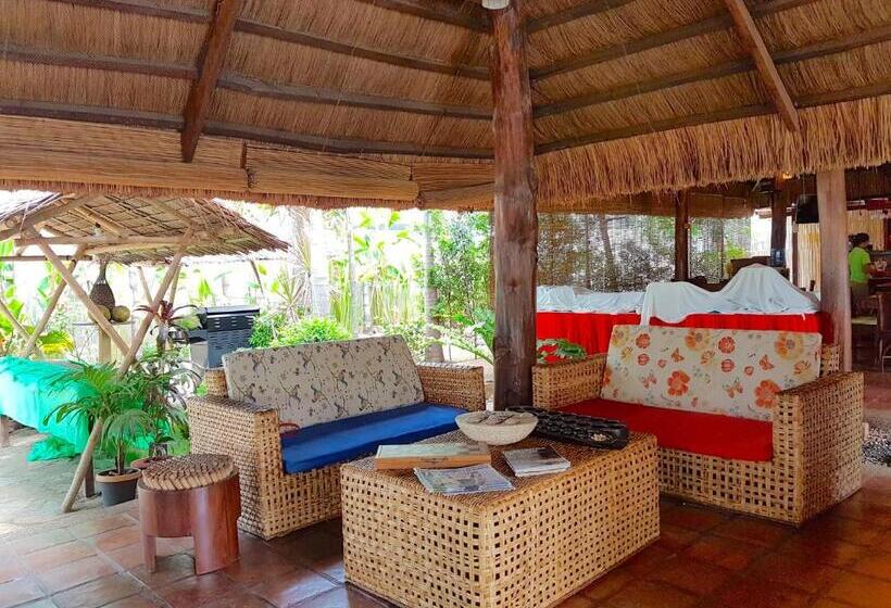 Hotel Acacia Tree Garden