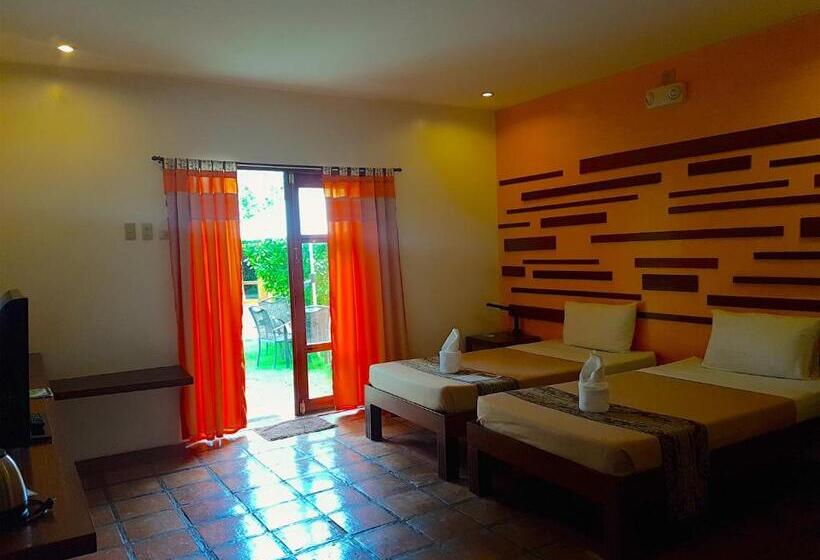 Hotel Acacia Tree Garden