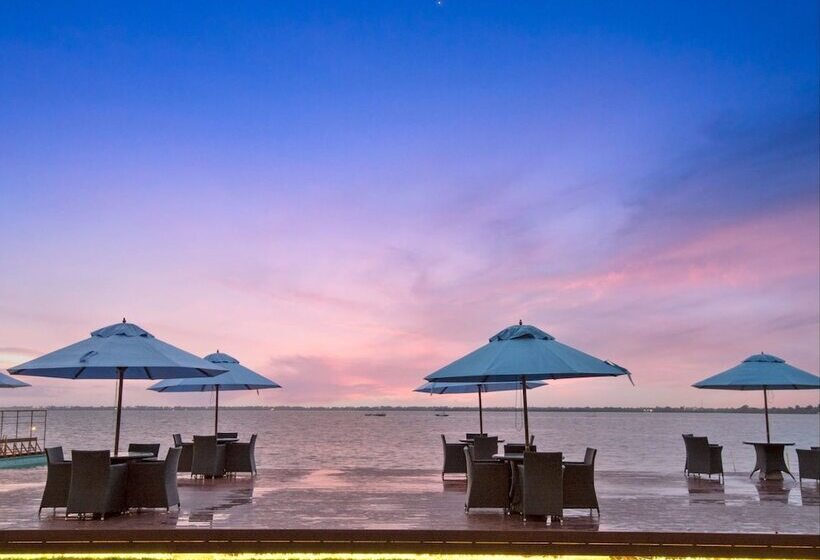 Отель Amagi Aria Airport Transit