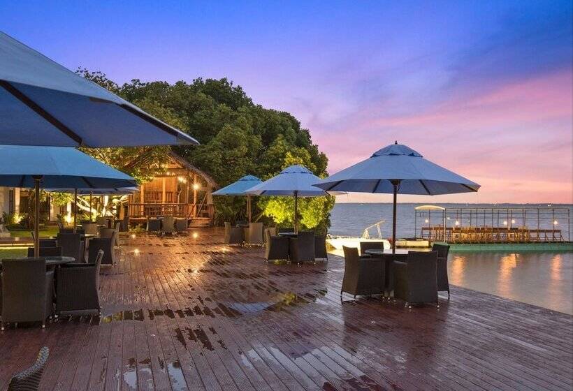 Отель Amagi Aria Airport Transit