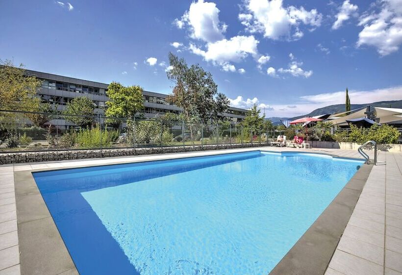 ホテル Appart City Confort Grenoble Inovallée