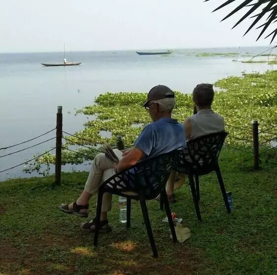 בית מלון כפרי Deshadan Backwater Resort The Best Sunrise View