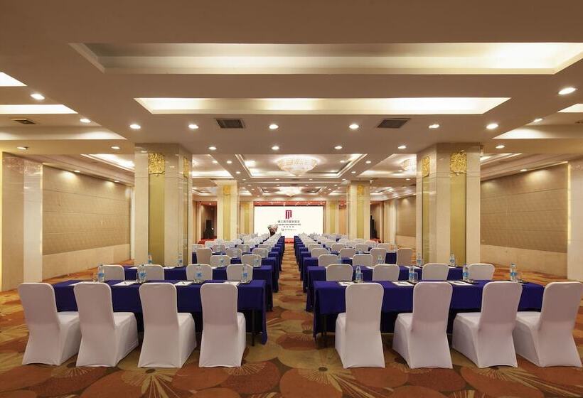 فندق Jinjiang West Capital International