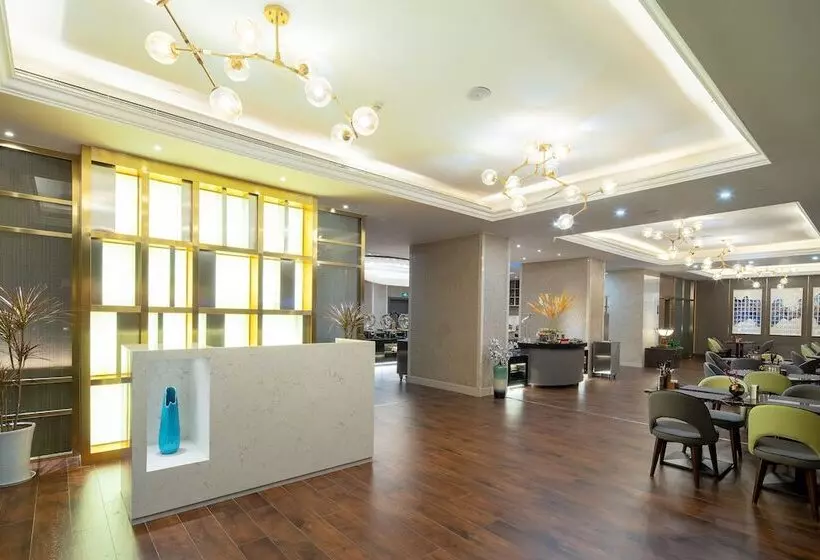 Отель Jinjiang West Capital International