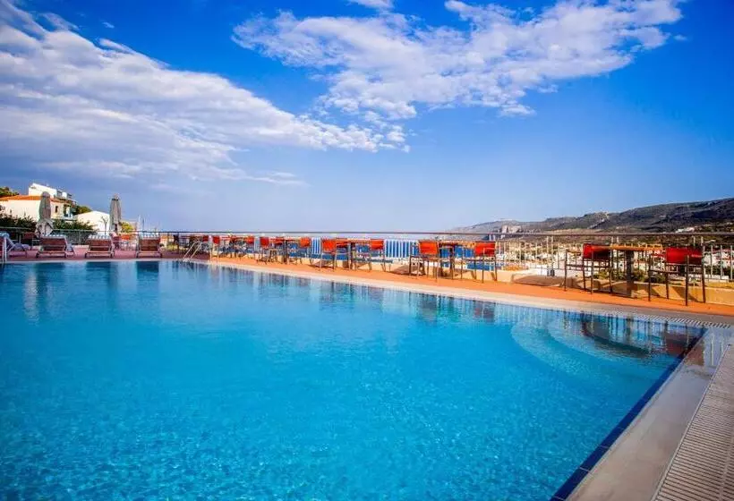 فندق Kythea Resort