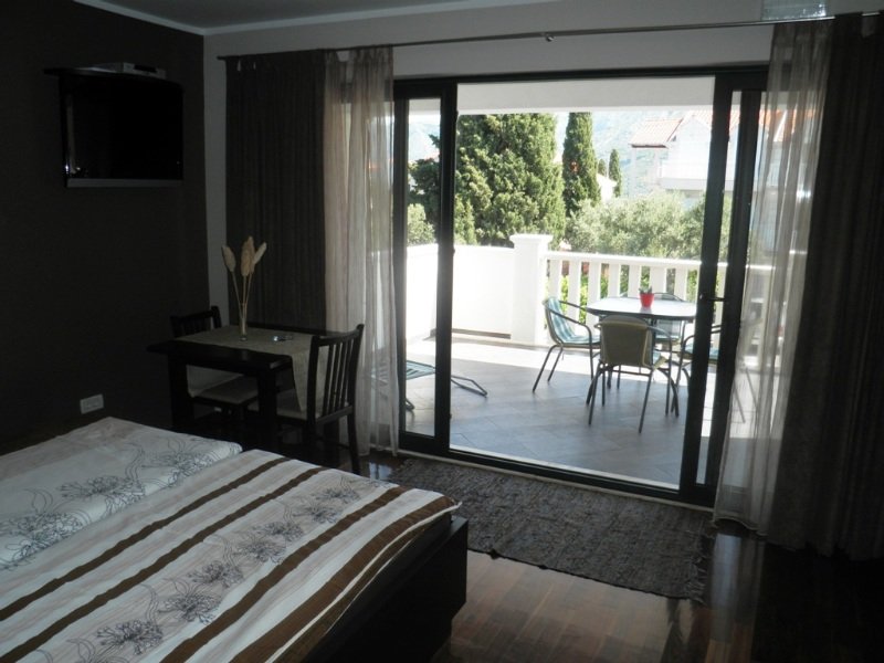 ホテル Lidija Apartments