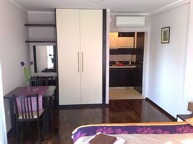 ホテル Lidija Apartments