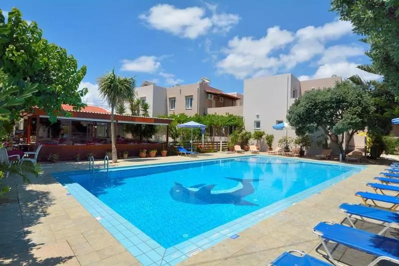 Hotell Michales Studios And Apartments