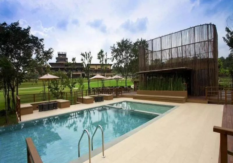 هتل Mountain Creek Golf Resort & Residences