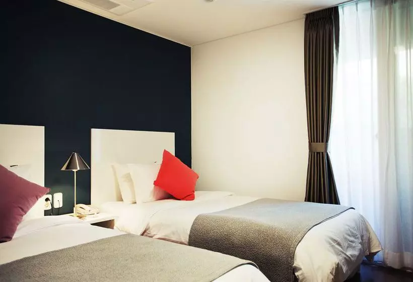 호텔 N. Fourseason