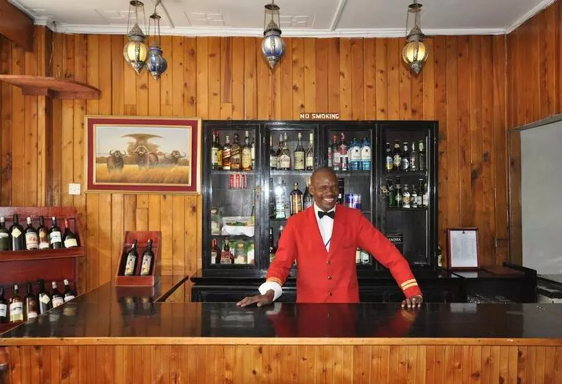 هتل The Oakwood