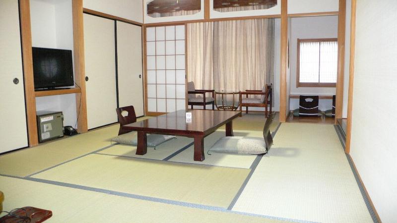 בית מלון כפרי Oyado Sansui