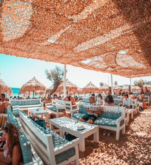 Hotel Paradise Beach Resort