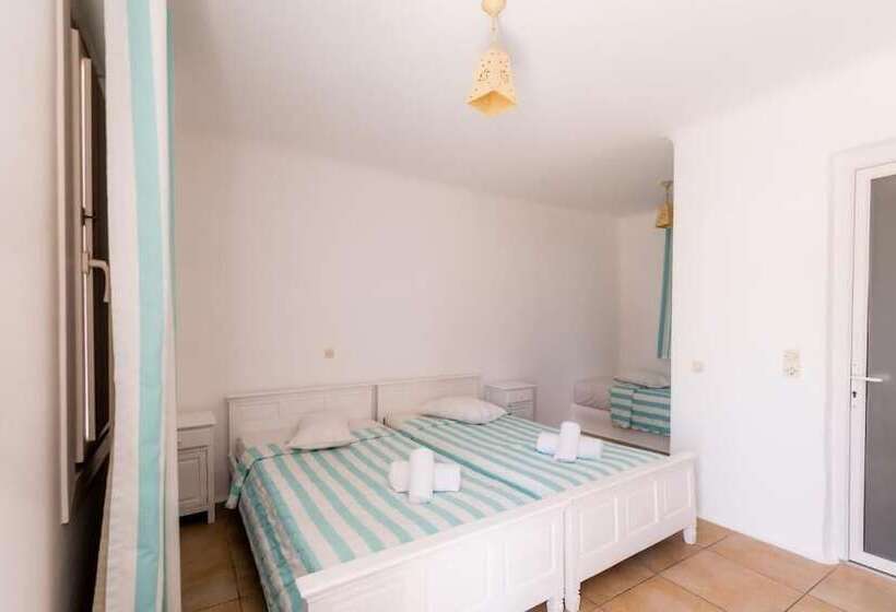 Hotel Paradise Beach Resort