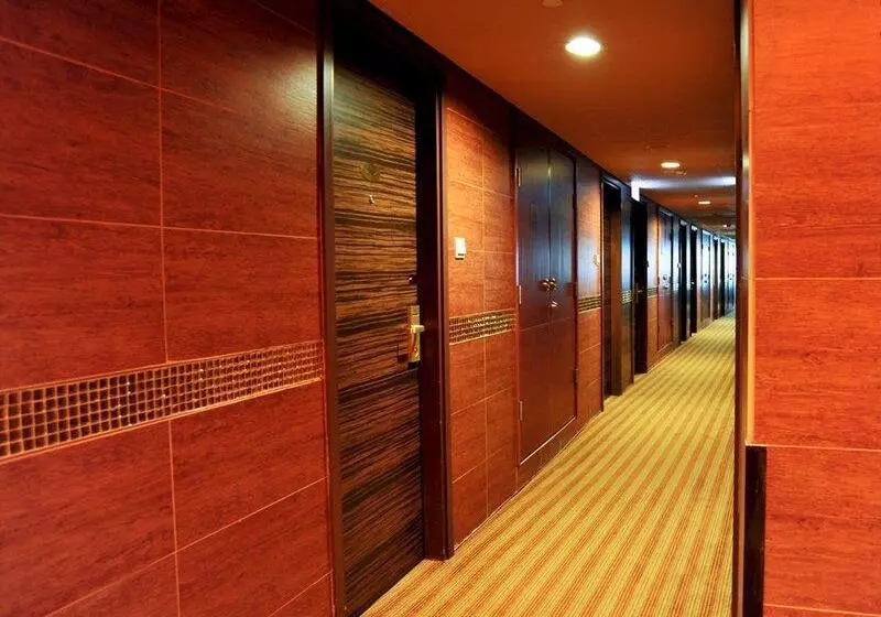 هتل Ramada Hong Kong Grand