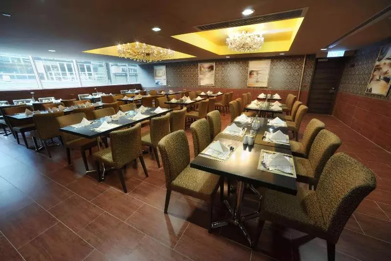 هتل Ramada Hong Kong Grand