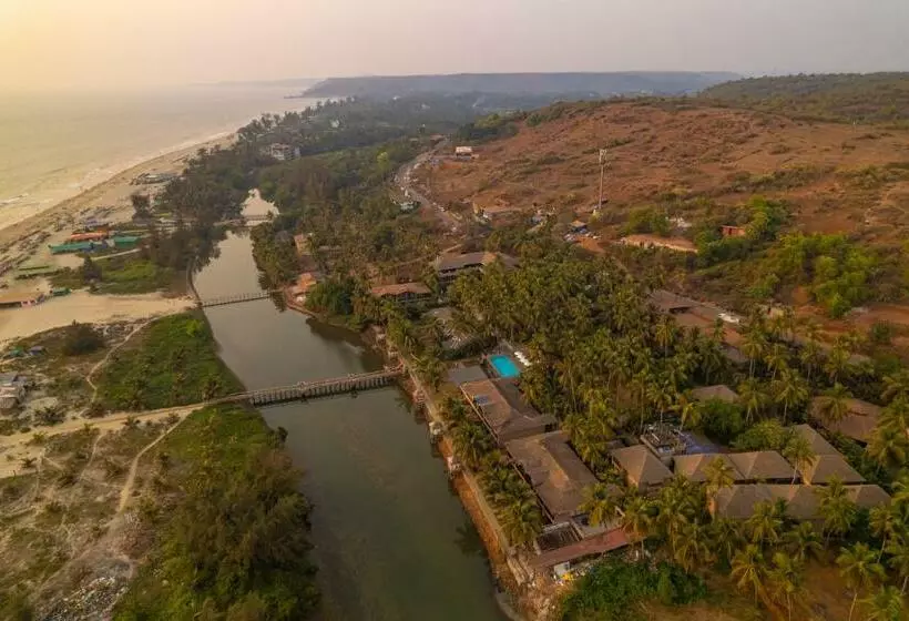 酒店 Riva Beach Resort