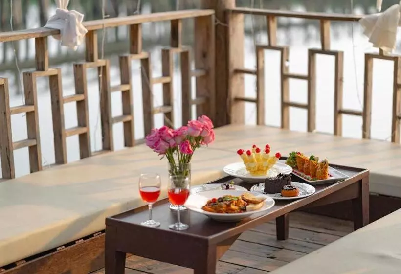 酒店 Riva Beach Resort