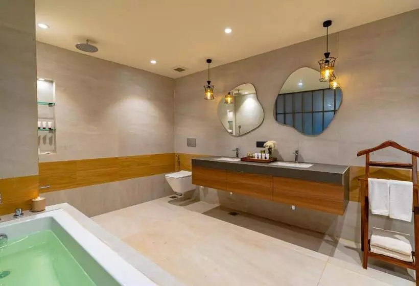 酒店 Riva Beach Resort