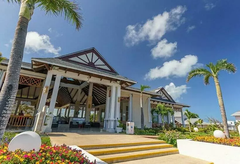 هتل Royalton Cayo Santa María - Adults Only