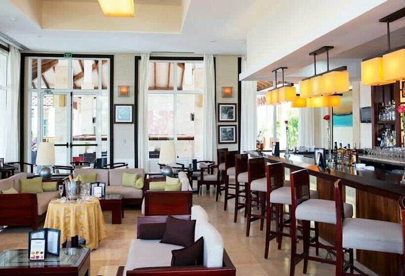 هتل Royalton Cayo Santa María - Adults Only