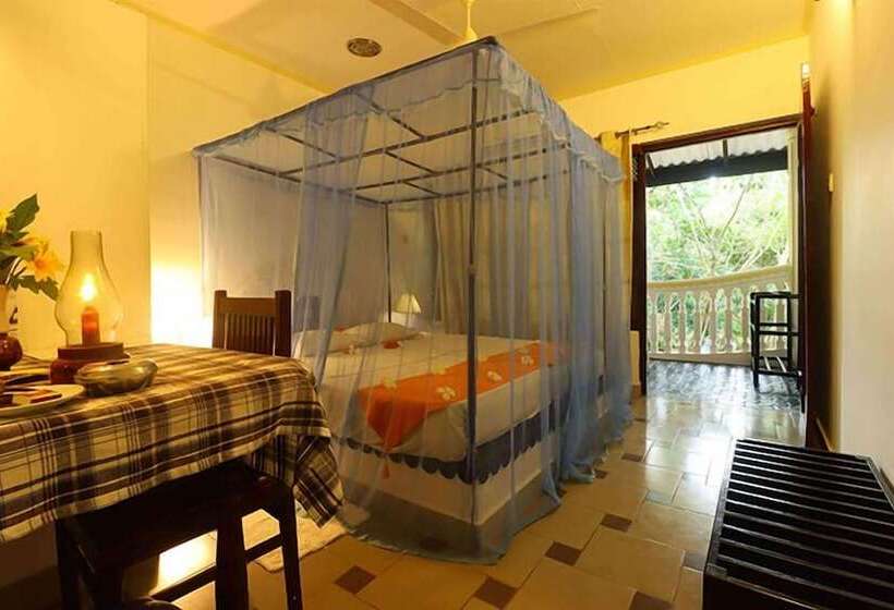 ホテル Susantha Garden