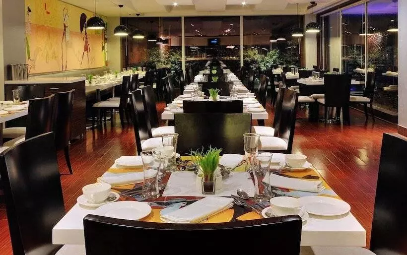 فندق The Fern Residency  Rajkot