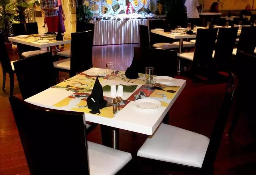 فندق The Fern Residency  Rajkot