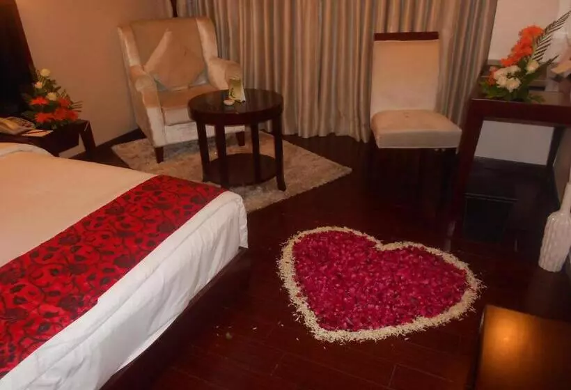 فندق The Fern Residency  Rajkot