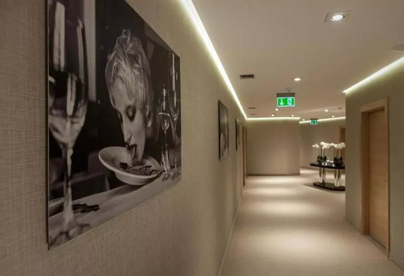 호텔 Tiffi Boutique