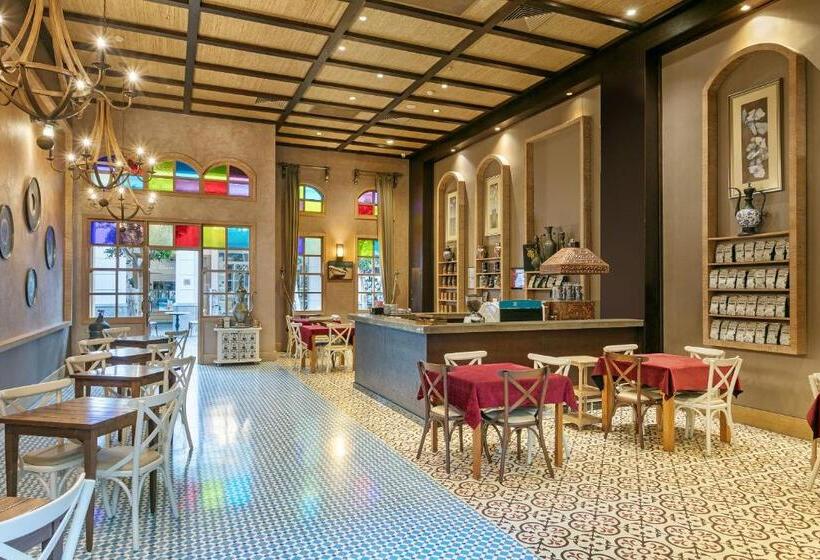 هتل Titanic Deluxe Golf Belek