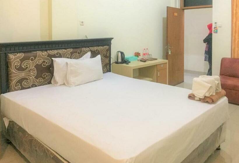 בית מלון כפרי Denpasar Parepare