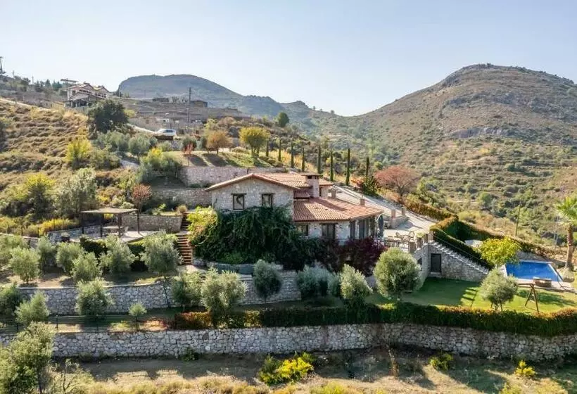 Massi Villa