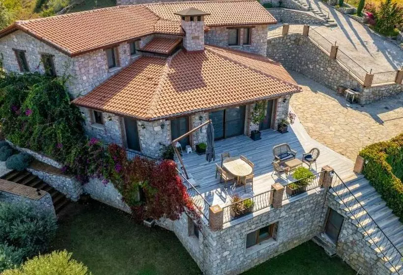 Massi Villa