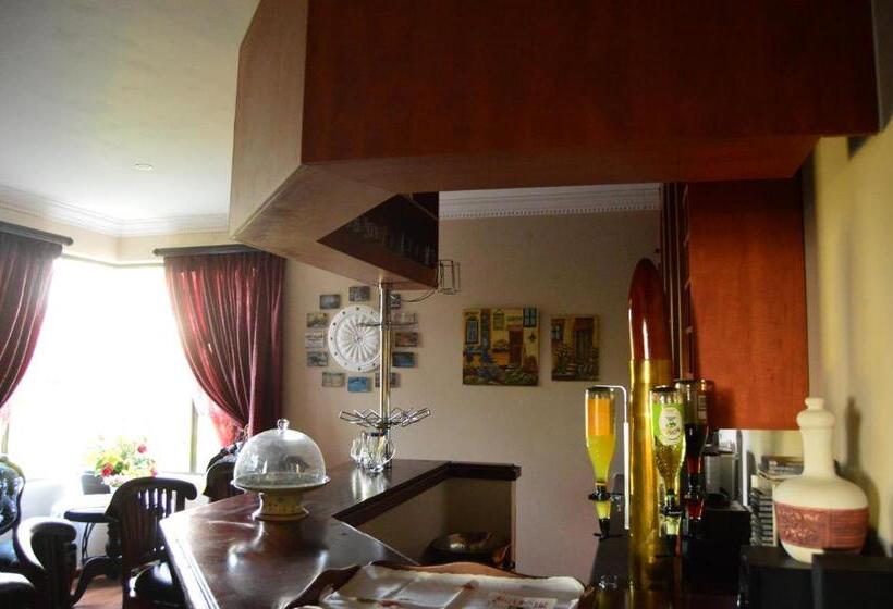 פנסיון Casa Alegre Guesthouse